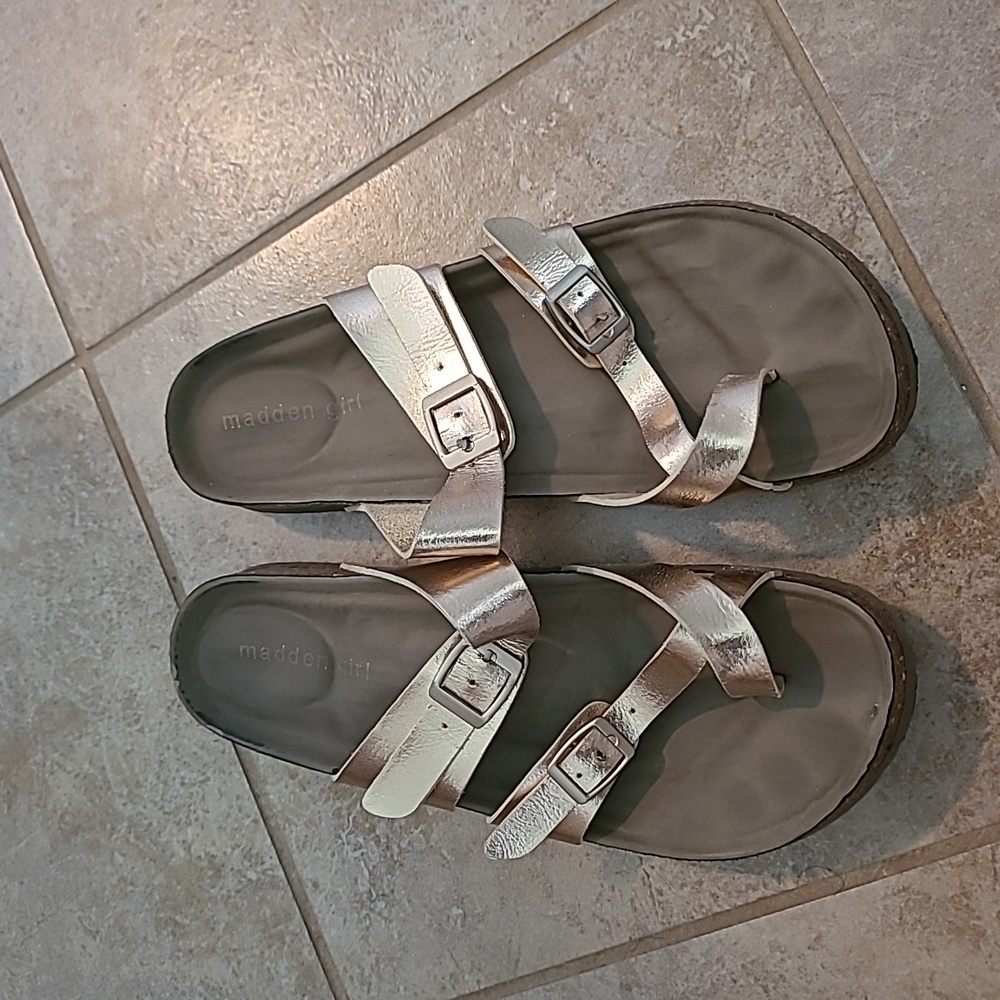 Rose gold madden girl Brando Footbed Sandals